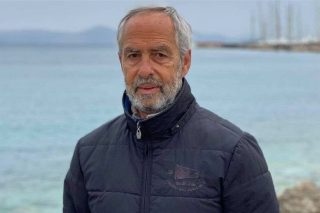 Στράτος Σεφτελής