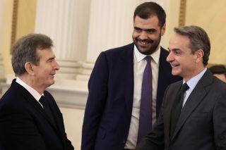 o Κυρ. Μητσοτάκης, ο Μ. Χρυσοχοΐδης και ο Π. Μαρινάκης