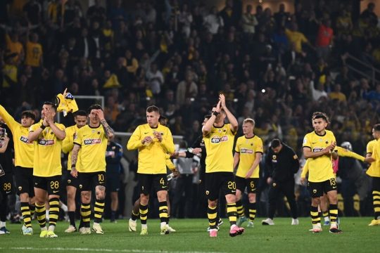 aek-podosfairistes