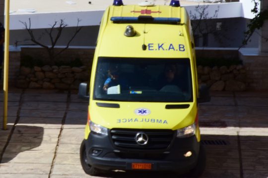 EKAB - ασθενοφόρο