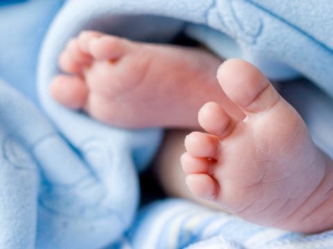 Περίεργη υπόθεση με νεογέννητο στη Θεσσαλονίκη - Συνελήφθησαν η μητέρα και ένας 48χρονος