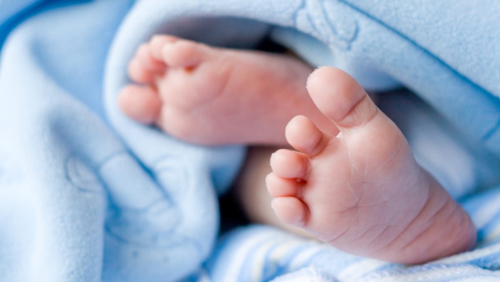 Περίεργη υπόθεση με νεογέννητο στη Θεσσαλονίκη - Συνελήφθησαν η μητέρα και ένας 48χρονος