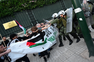 Συγκέντρωση αλληλεγγύης για την Παλαιστίνη στην πλατεία Συντάγματος