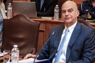 Ο υπουργός Εθνικής Αμυνας, Νίκος Δένδιας, αποδίδει τη σύντομη διάρκεια της διαβούλευσης σε «επείγουσα ανάγκη που επιβάλλουν οι γεωπολιτικές εξελίξεις»