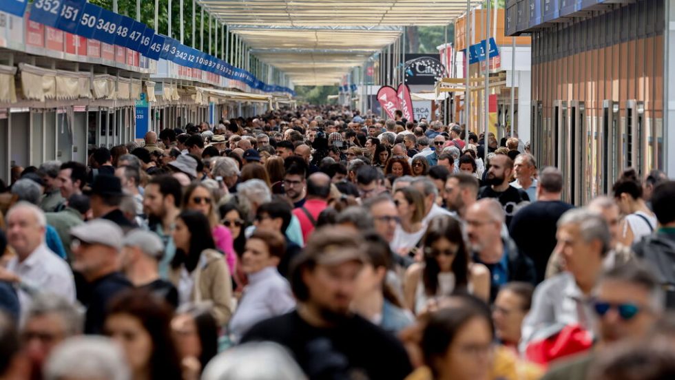 Ισπανια- Από την Εκθεση Βιβλίου στη Μαδρίτη