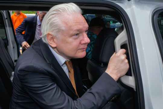assange