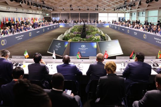 διάσκεψη ειρήνης για την Ουκρανία