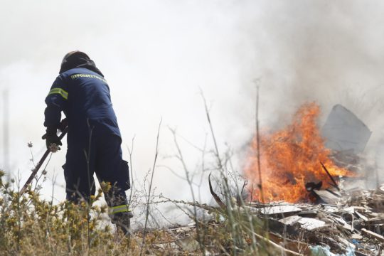 Πυροσβέστης, φωτιά