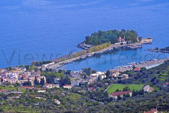 Τα Μέθανα και το λιμάνι τους