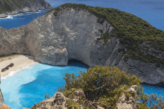 navagio-zakynthos