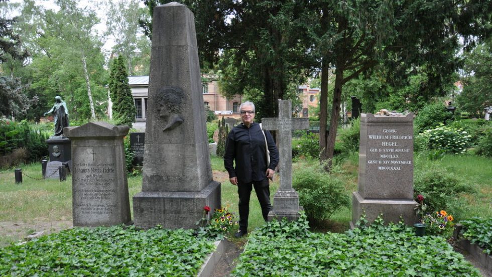 Οι τάφοι του Χέγκελ και του Φίχτε στο Βερολίνο