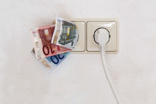 Αυξήσεις στο ηλεκτρικό ρεύμα