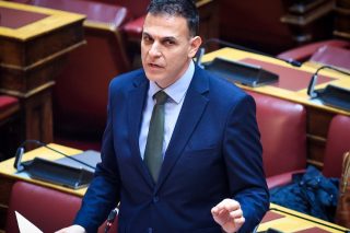 Γιώργος Καραμέρος