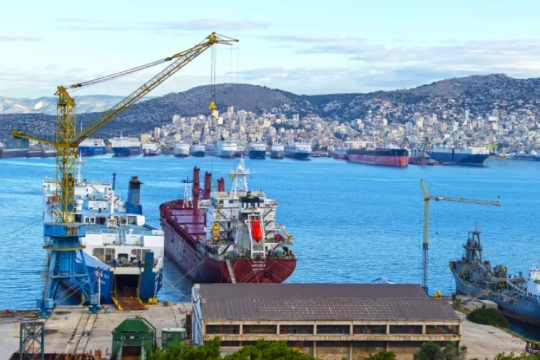 Ναυπηγεία στη Σαλαμίνα