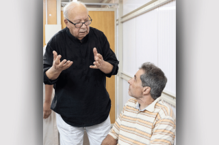 Ο Νέεμε Γιάρβι (αριστερά) με τον Σπύρο Τσάμη