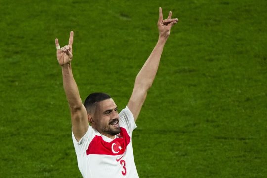 Μετίχ Ντεμιράλ