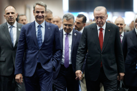 Κυριάκος Μητσοτάκης- Ταγίπ Ερντογάν στη σύνοδο του ΝΑΤΟ