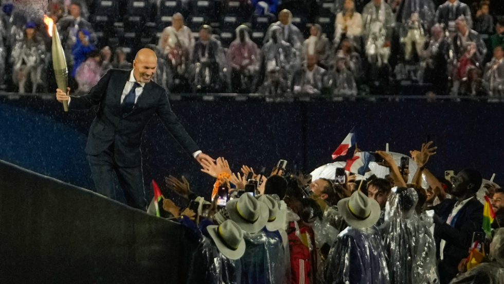 Ζινεντίν Ζιντάν - Ολυμπιακή Φλόγα - Παρίσι 2024