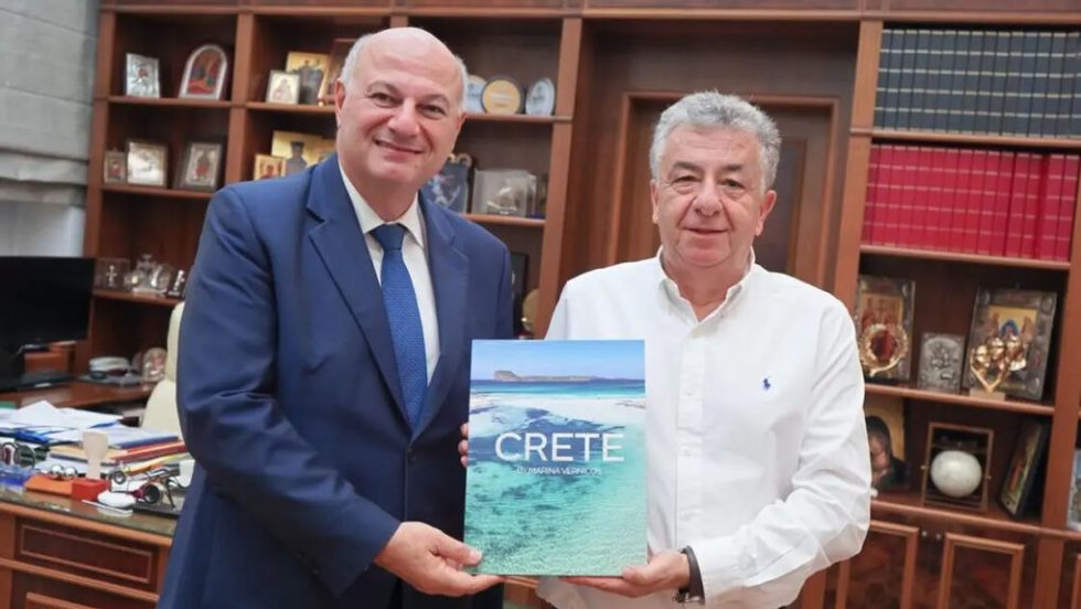 Με τις ευλογίες Αρναουτάκη ξεκινά η ιδιωτικοποίηση των νερών της Κρήτης, την ώρα που ο υπερτουρισμός στεγνώνει το νησί
