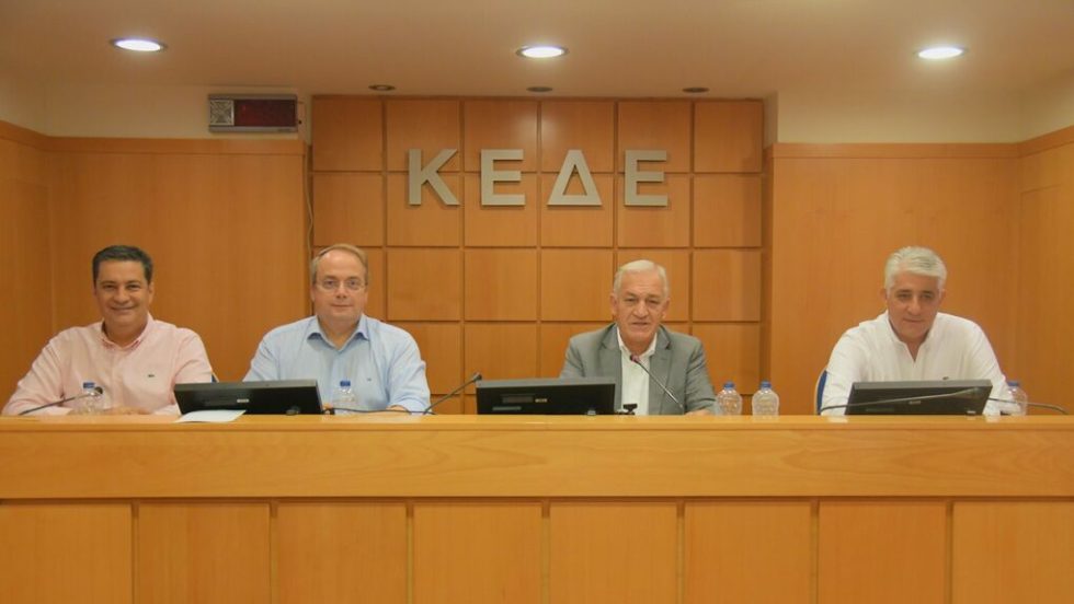 kede
