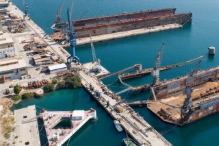 ναυπηγεία Ελευσίνα