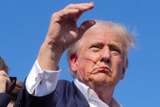trump-epithesi