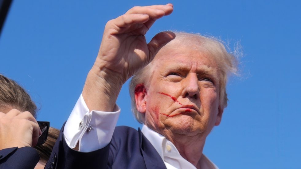 trump-epithesi