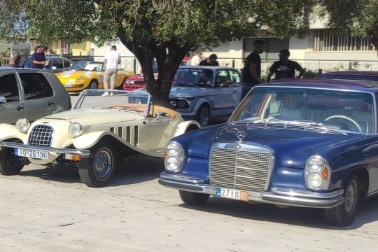 pyrgos-autokinita