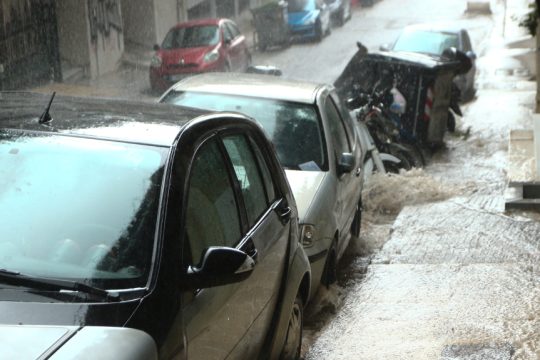 Βροχή, κακοκαιρία