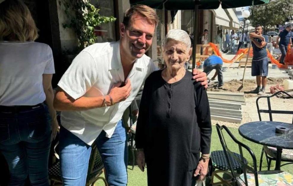 kaselakis arta