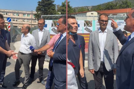 ο Άδωνις Γεωργιάδης