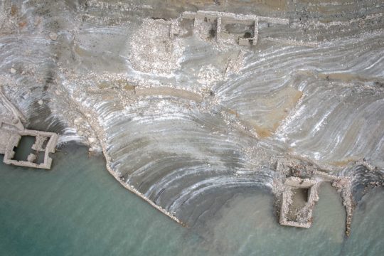 τεχνητή λίμνη Μόρνου