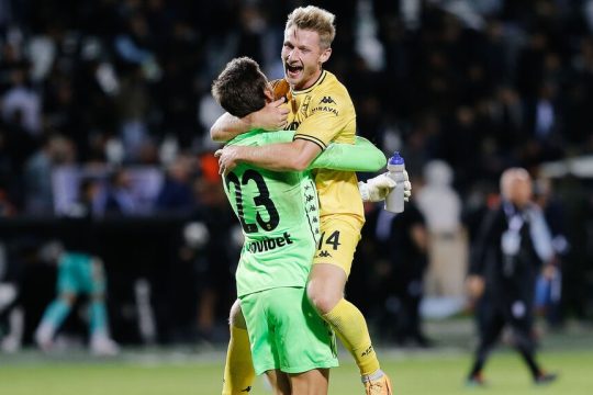 paok-aris
