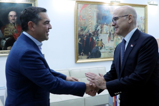 ο Αλέξης Τσίπρας με τον Βούτσεβιτς