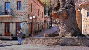 Μιάμιση ώρα από την πρωτεύουσα