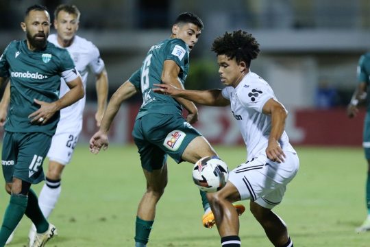levadeiakos-paok