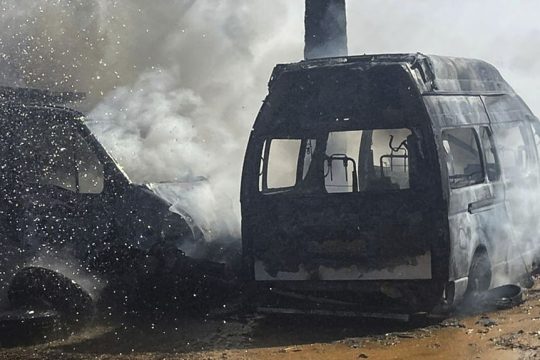 Ασθενοφόρο διαλυμένο από ισραηλινά πυρά στο Λίβανο