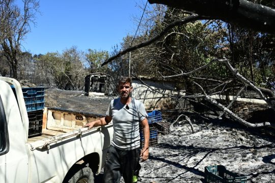 Ακόμα περιμένουν τις αποζημιώσεις για τις καταστροφές που υπέστησαν από τη φωτιά του Αυγούστου πολλοί κάτοικοι του Βαρνάβα