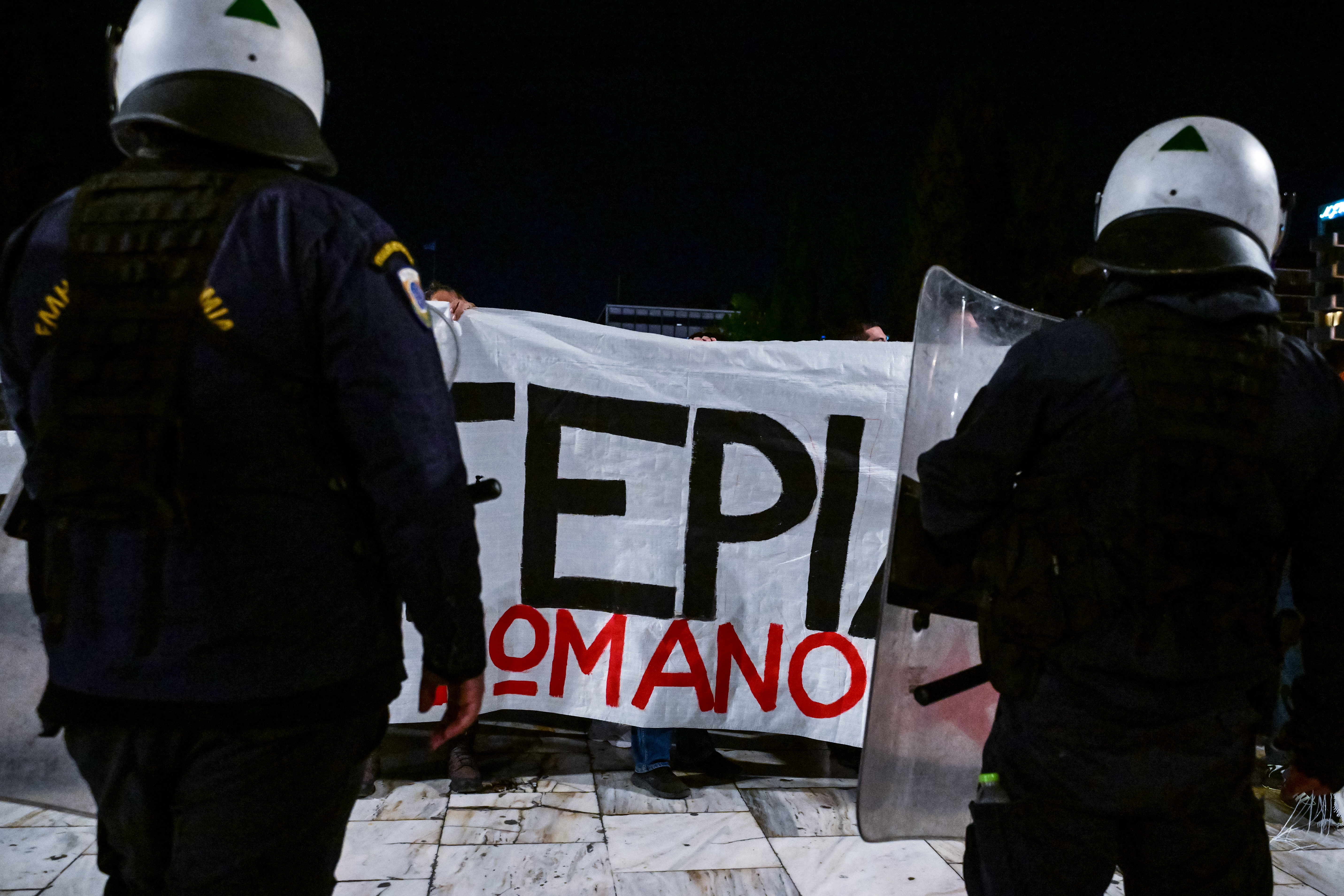 nikos_romanos