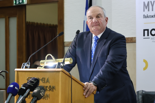 ο Κώστας Καραμανλής