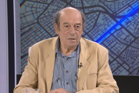 ο Μανούσος Μανουσάκης