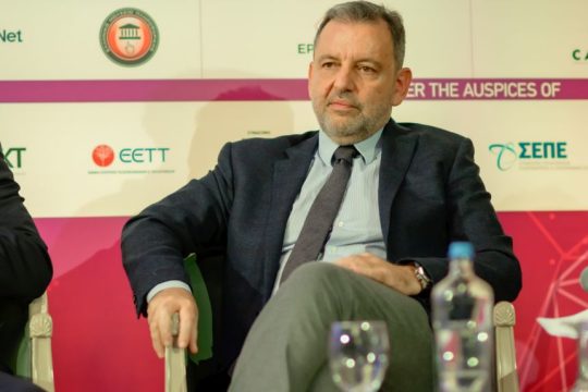 VODAFONE ΧΑΡΗΣ ΜΠΡΟΥΜΙΔΗΣ