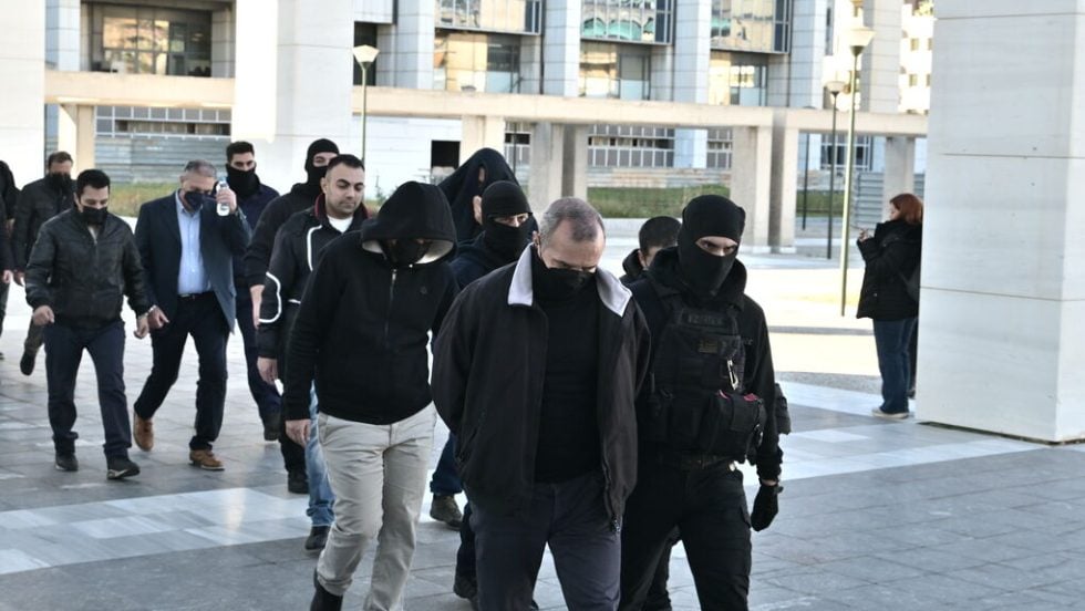 Ο καταδικασμένος σε ισόβια Μίχος, ο οποίος απουσιάζει από τη νέα δικογραφία