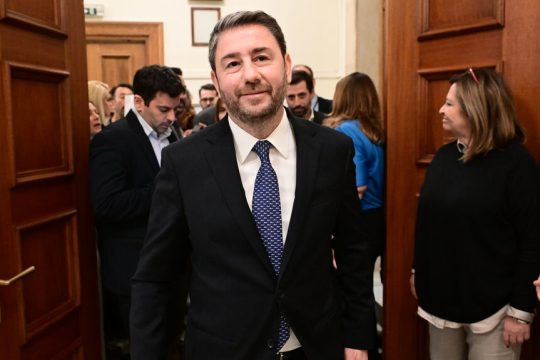 Ο Ν. Ανδρουλάκης στην πρόσφατη επίσκεψη στο γραφείο του πρωθυπουργού, στη Βουλή