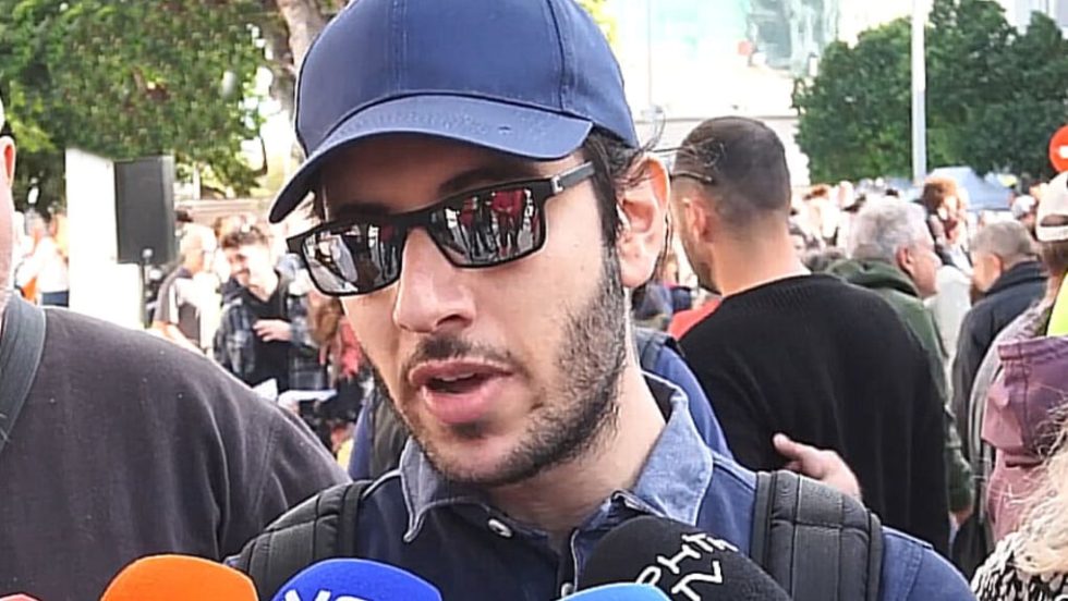 Ο απολυμένος πρόεδρος του Σωματείου στα Χανιά Γιώργος Κρασσαδάκης