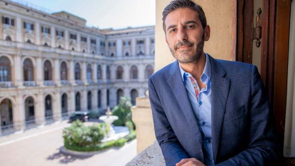 Ο πρώην υφυπουργός Οικονομικών και κοινοβουλευτικός εκπρόσωπος των Πέντε Αστέρων, Αλέσιο Βιλαρόζα
