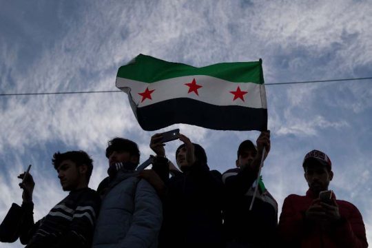 Πανηγυρισμοί στη Δαμασκό μετά την πτώση Ασαντ