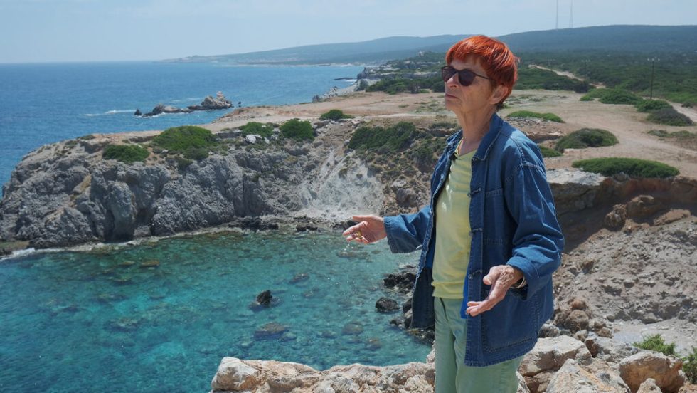 H Γαλλίδα αρχαιολόγος Odile Daune-Le Brun στον αρχαιολογικό χώρο Κάστρος στον Απόστολο Ανδρέα