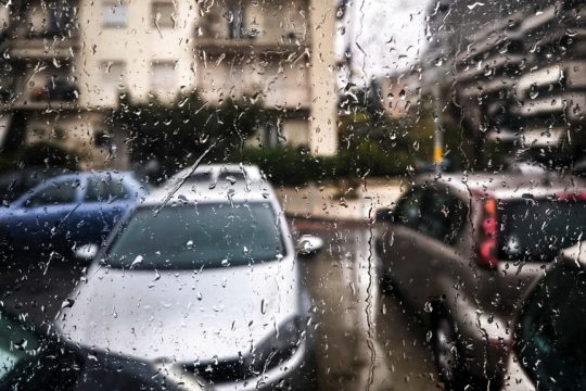 Αυτοκίνητα βροχή