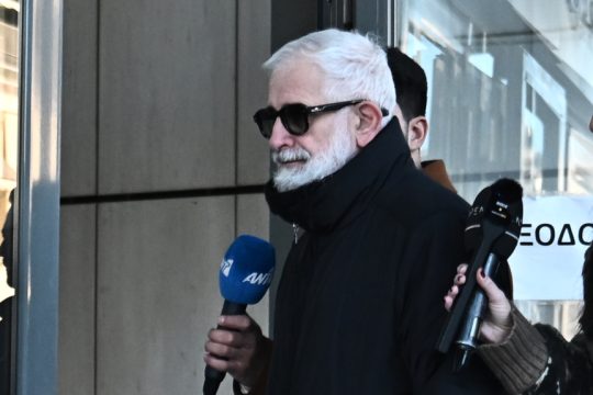 Πέτρος Φιλιππίδης